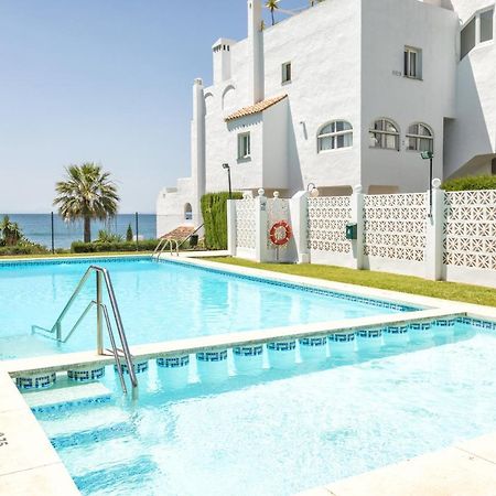 Front Sea View Apartment Estepona Exterior photo