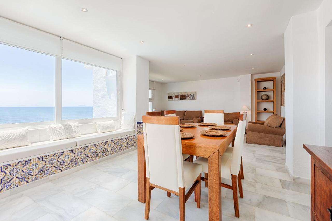 Front Sea View Apartment Estepona Exterior photo