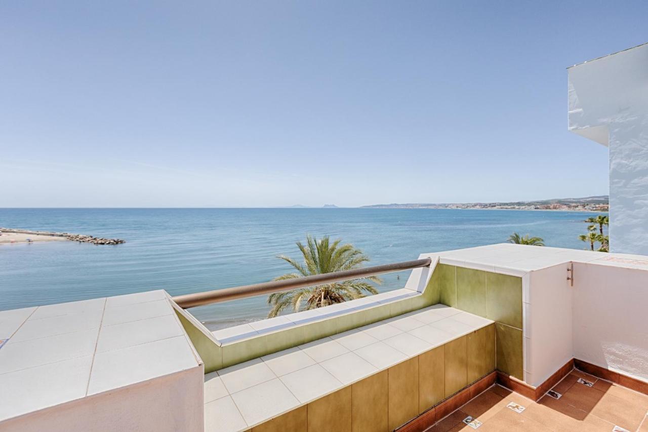 Front Sea View Apartment Estepona Exterior photo